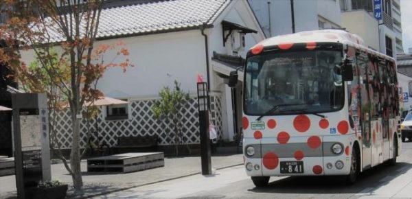 松本市　バス タウンスニーカー